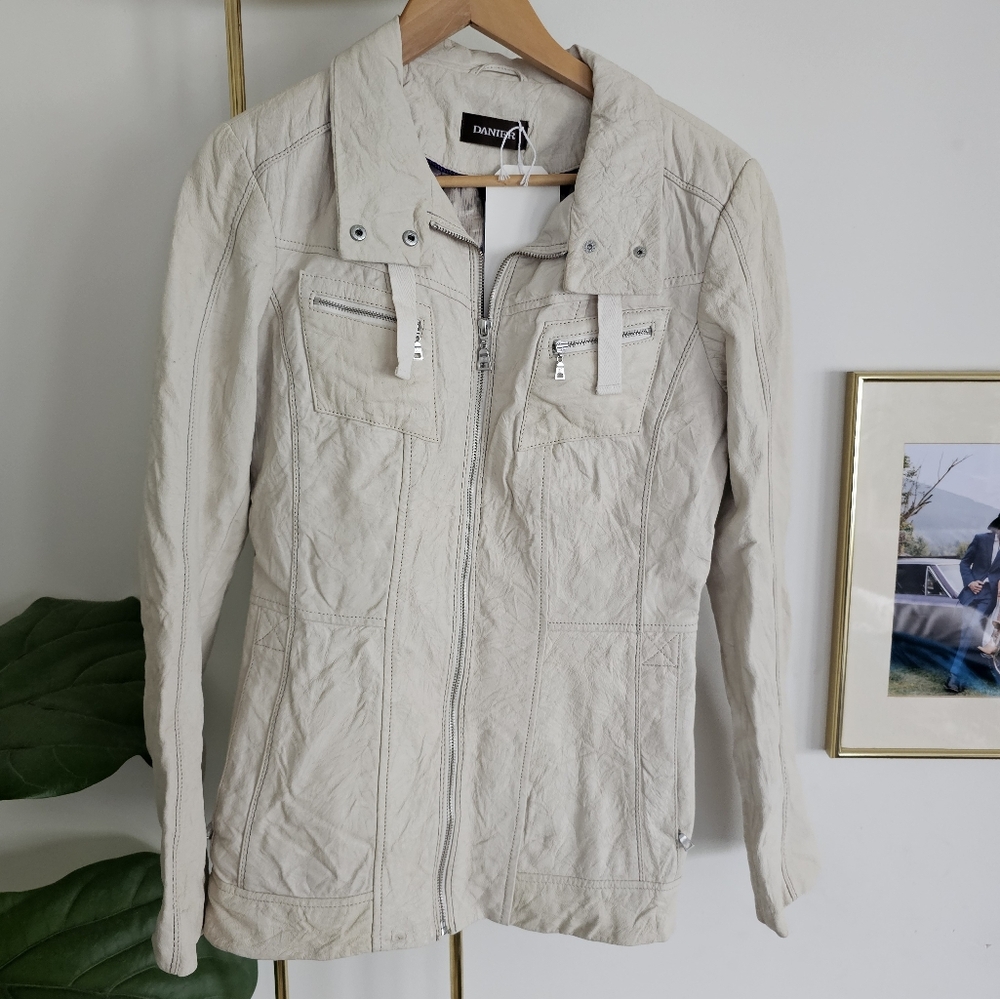 Danier Cream Leather Women's Moto Jacket
